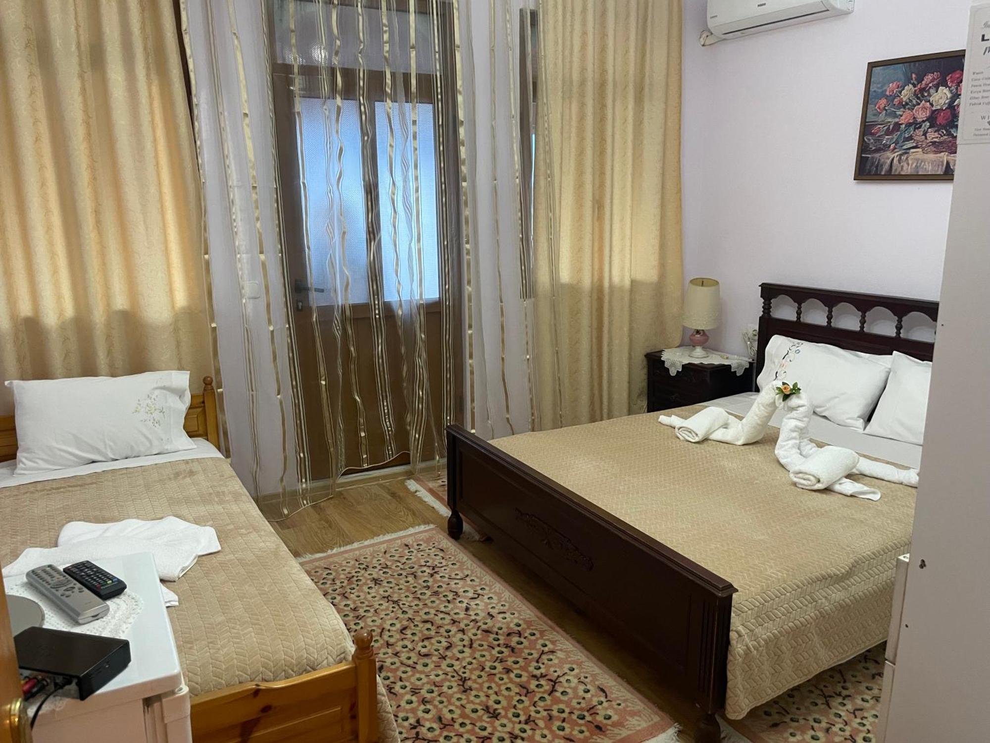 Luigi Guest House Gjirokastër 外观 照片