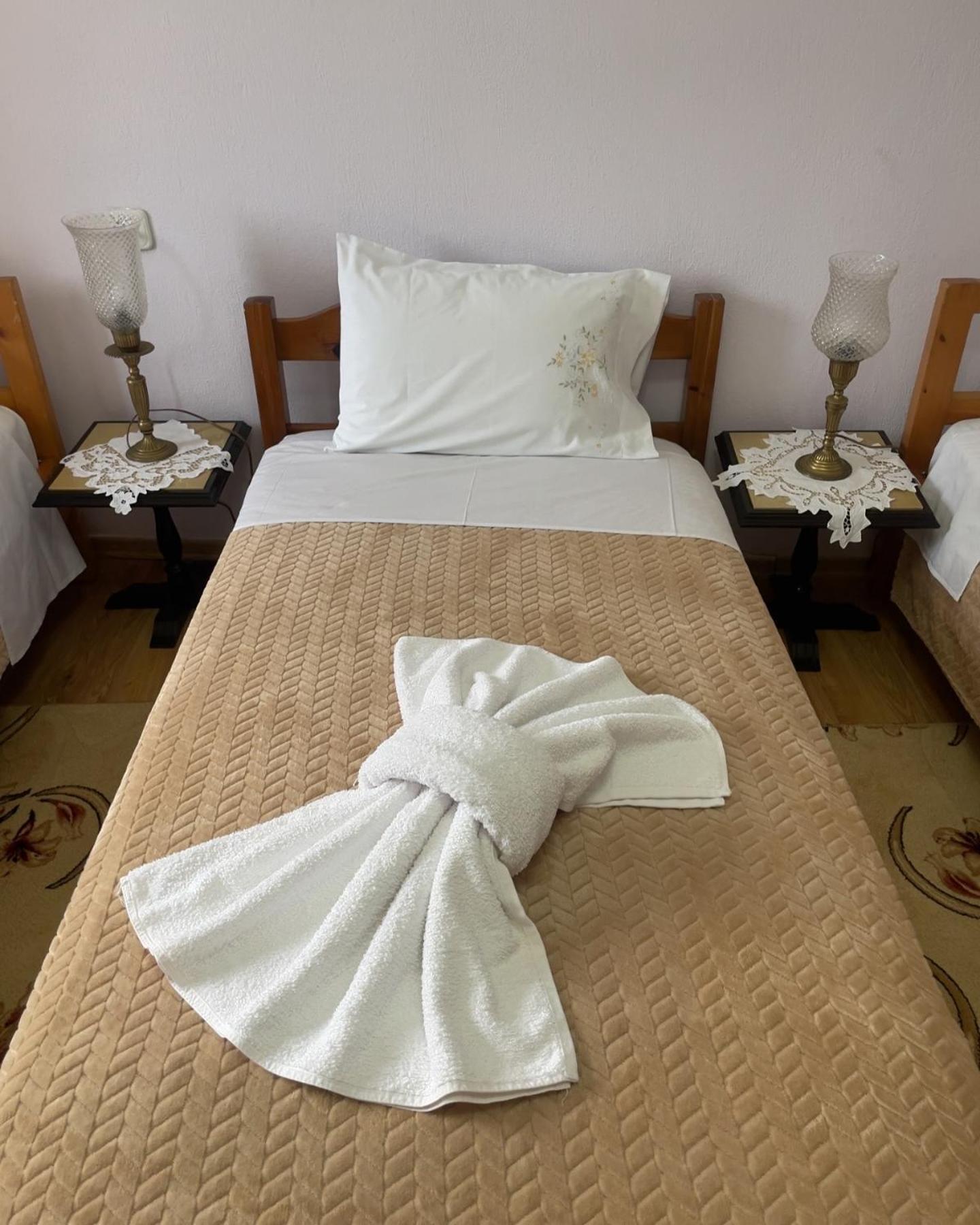 Luigi Guest House Gjirokastër 外观 照片